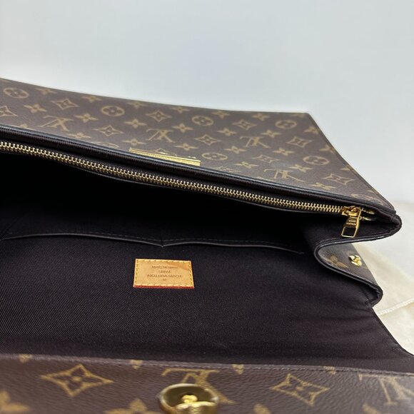 Louis Vuitton Monogram Cluny BB - Picture 10 of 16